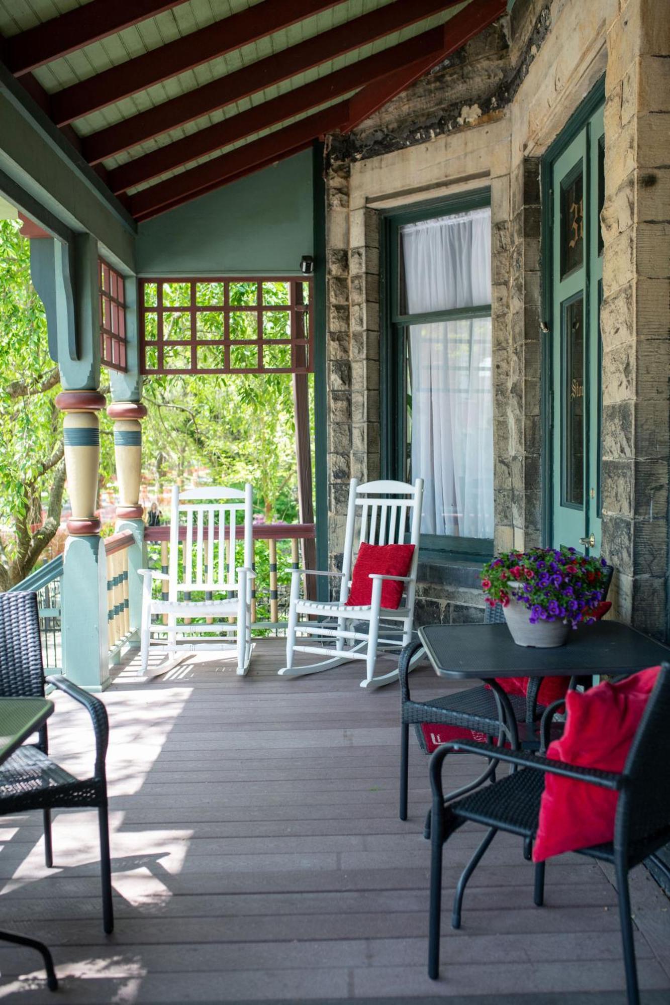 Stone Gables Inn Cleveland Exterior photo