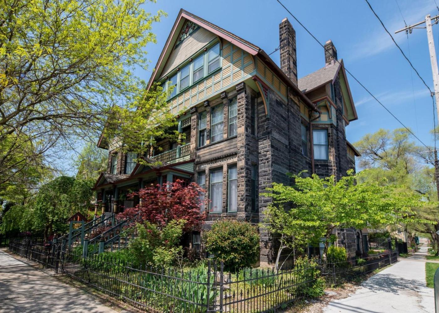 Stone Gables Inn Cleveland Exterior photo